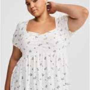 Torrid Textured Jersey Sweetheart Babydoll Tee – Size 2 (2X, 18/20) – NWT 🏷️✨